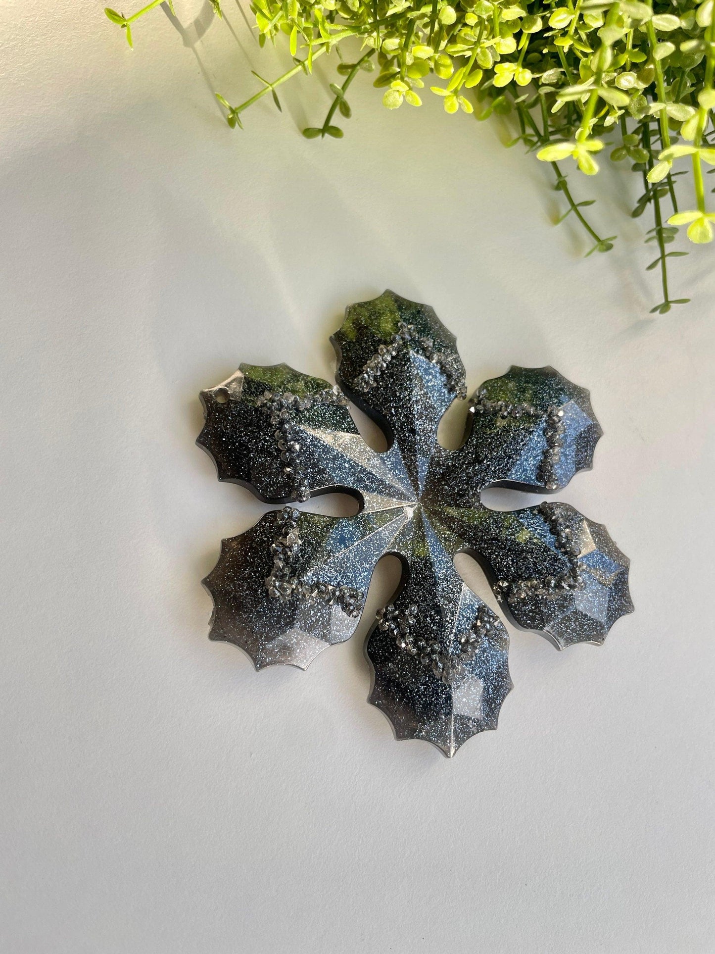 Large Christmas Silicone Mould Snowflake Mould, Bauble Mold Festive Mould, Christmas resin Christmas Decorations, Snowflake Bauble UK Seller Resin Molds Ideas Decor Shop