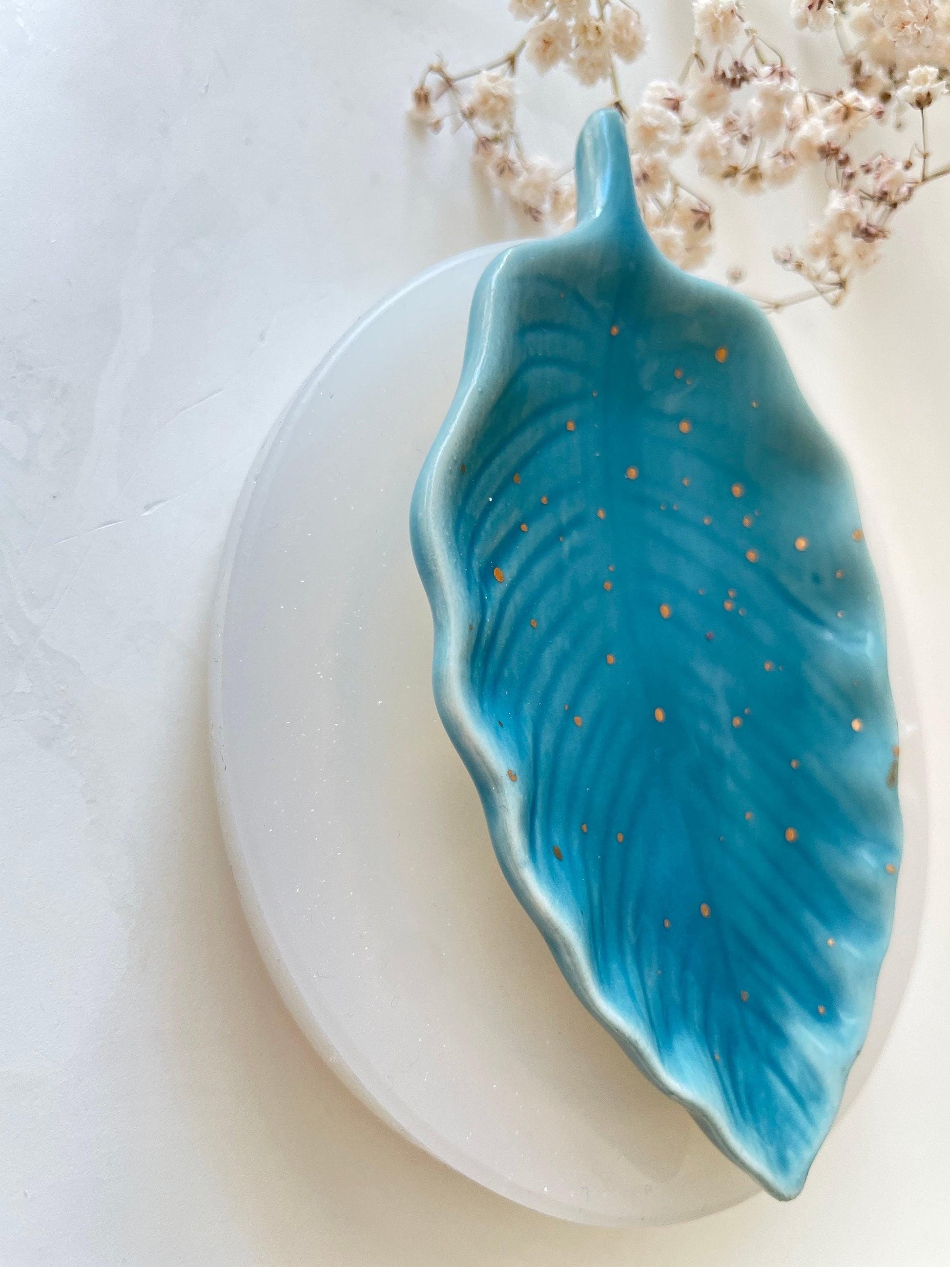 New Silicone Leaf Tray Mold for DIY Crafts - Mini Plate or Jewerly Stand Resin Molds Ideas Decor Shop