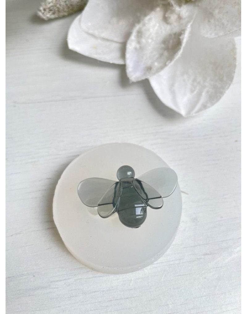 Mini Bee Figure Silicone Mold for Resin - Epoxy Bee Sculptures Resin Molds Ideas Decor Shop