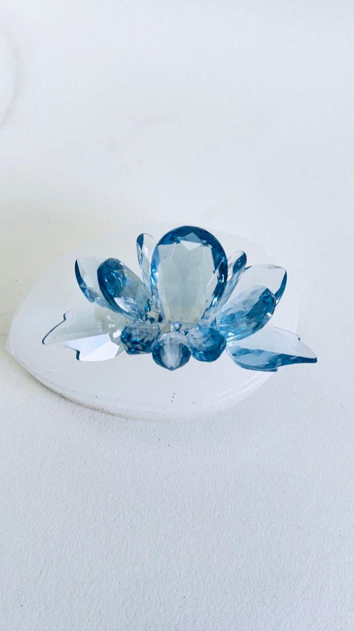 Introducing the Innovative Crystal Mold : A Revolutionary Silicone Mold for Stunning Designs Resin Molds Ideas Decor Shop