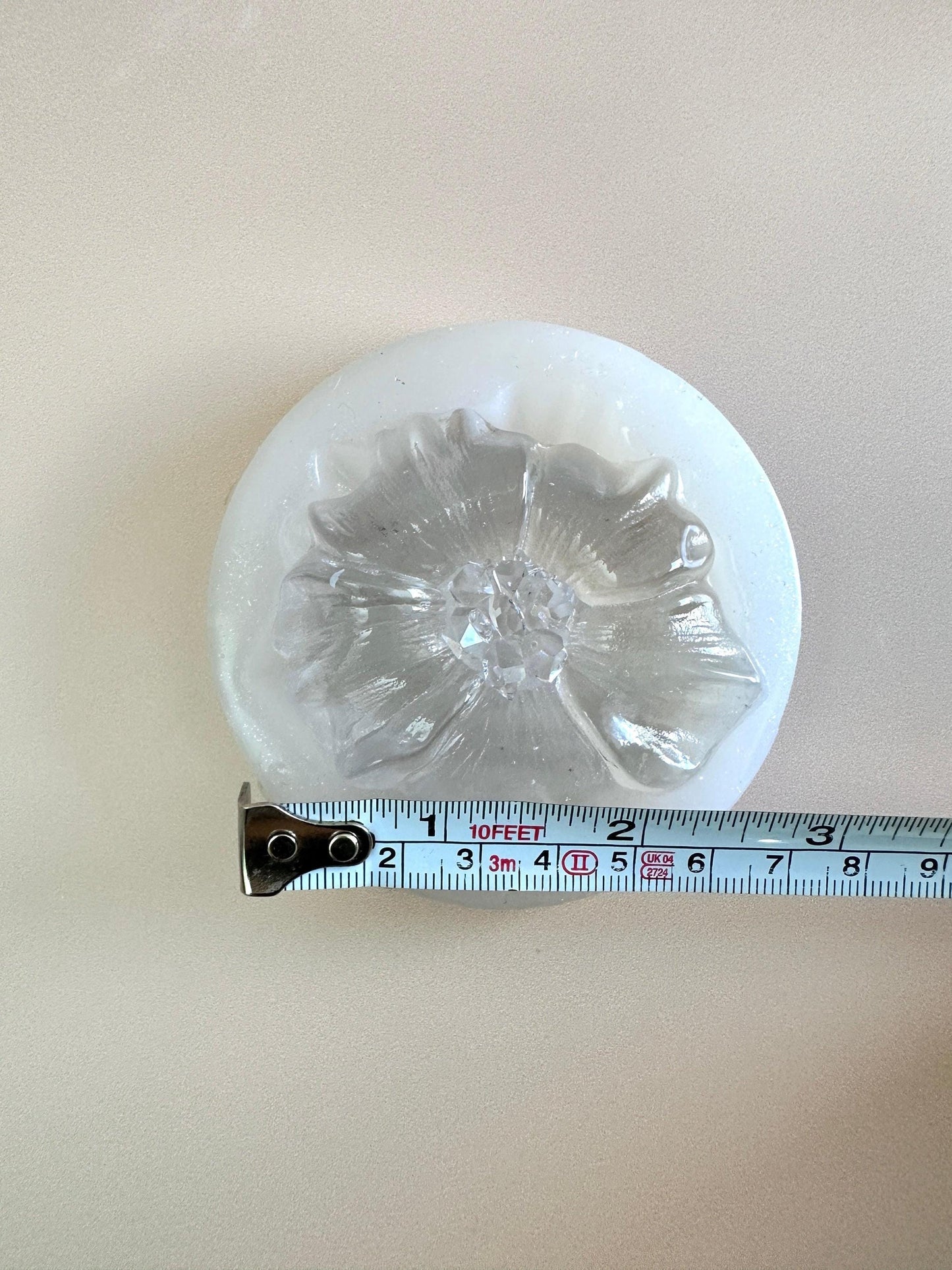 Craft Beautiful Crystal Jewelry with Our Lily Mold Resin Molds Ideas Decor Shop