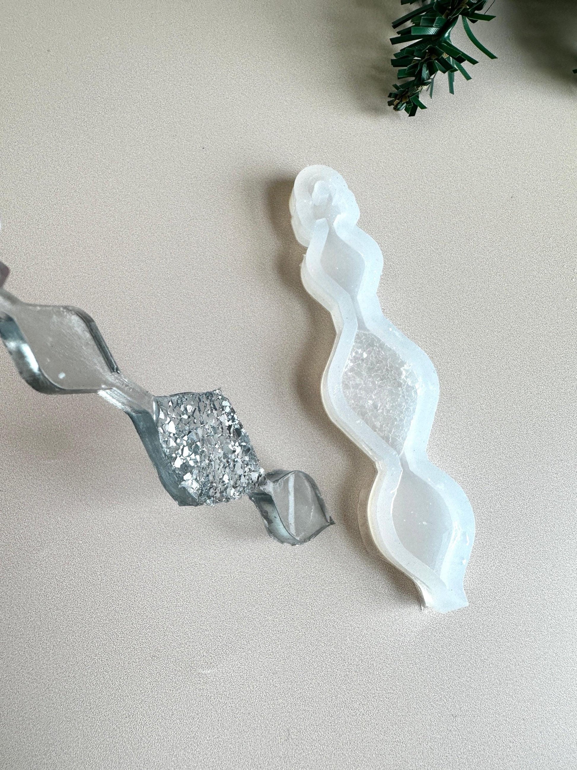 Icicle Shaped Resin Mold for DIY Christmas Ornaments - Crystal Embellishments - Holiday Gift Idea Silicone Mold Ideas Decor Shop