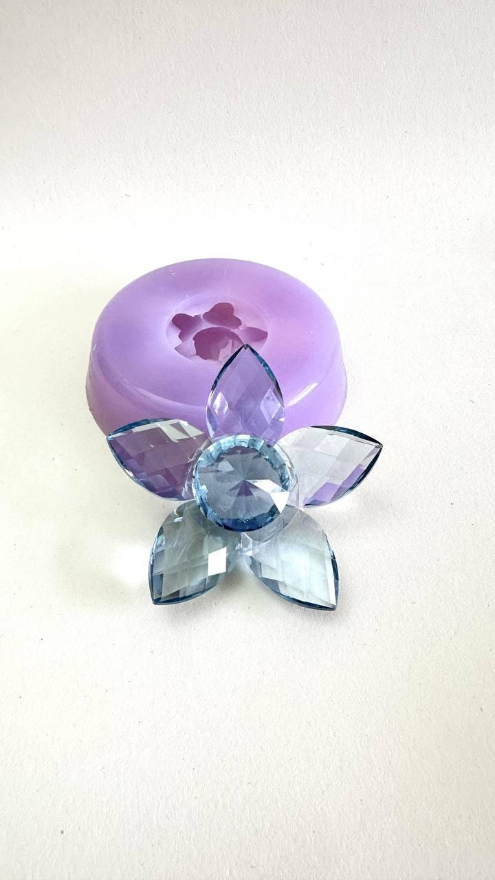 Exquisite Crystal Flower Resin Silicone Mold for Stunning Crafts Silicone Mold Ideas Decor Shop