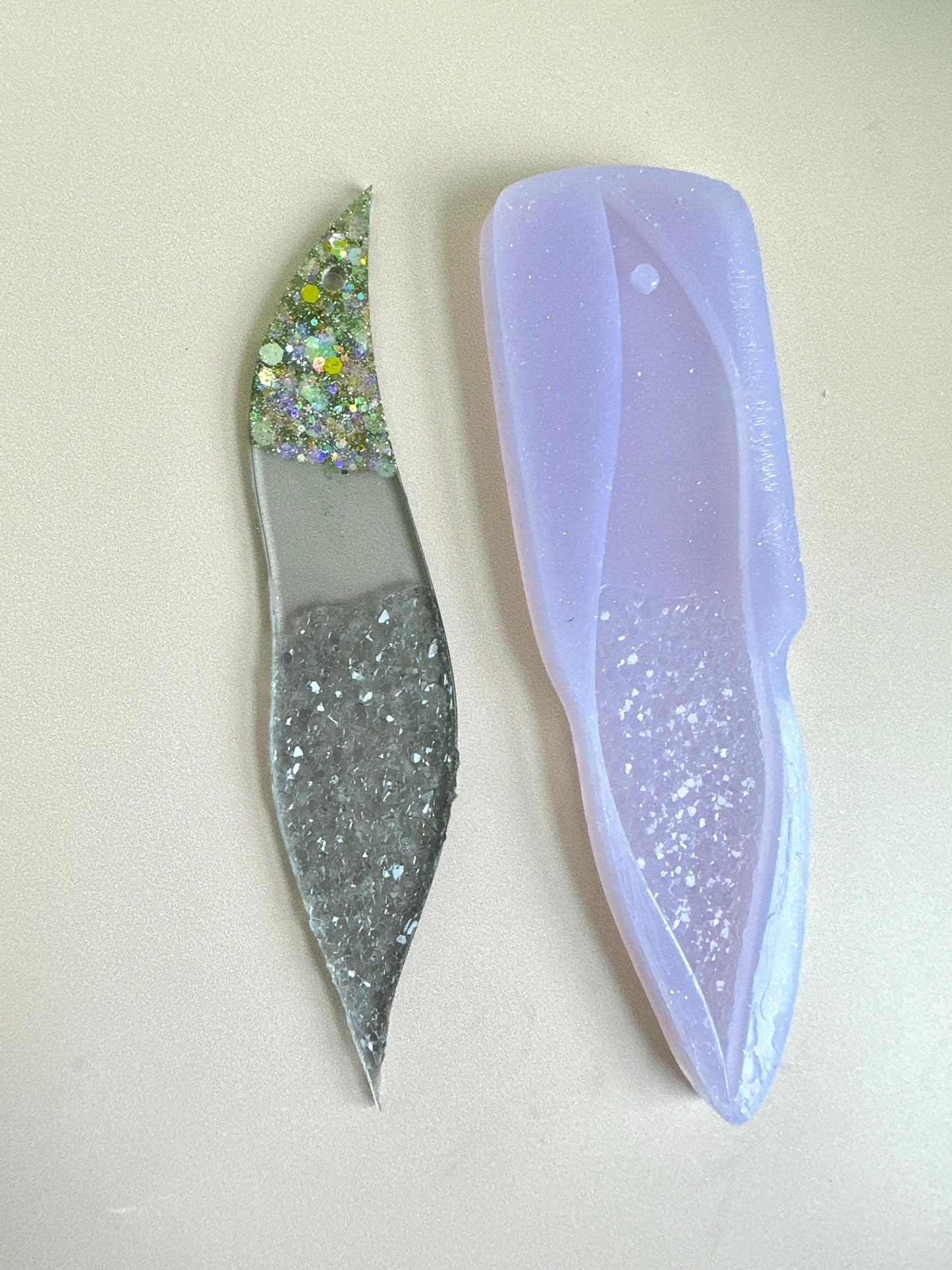 Resin Bookmark Silicone Mold Set with Crystal Sheet Design - Crafting Supplies Resin Molds Ideas Decor Shop