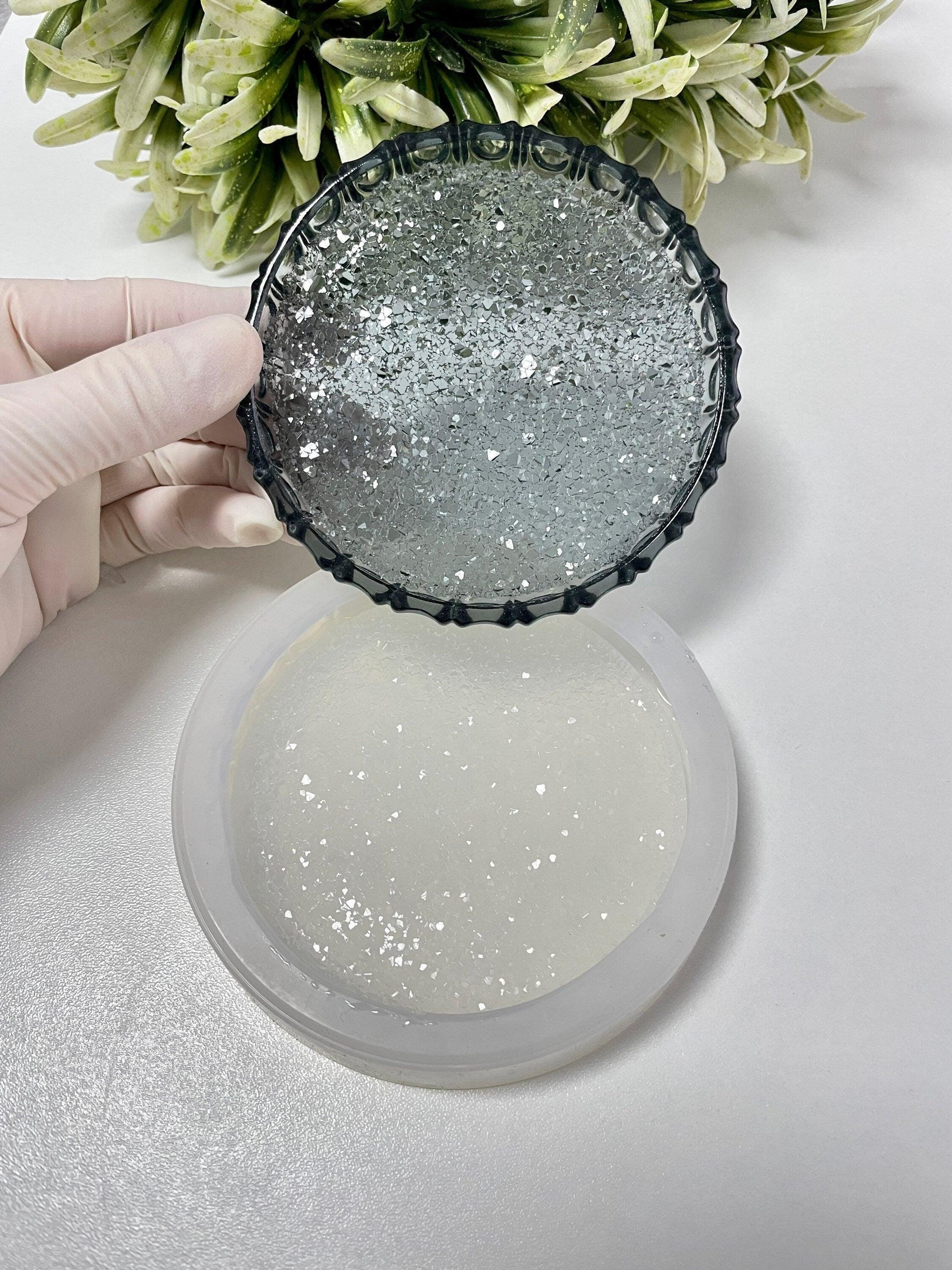 Round Shine Crystal Coaster Silicone Mold for Resin Art and Trays Silicone Mold Ideas Decor Shop
