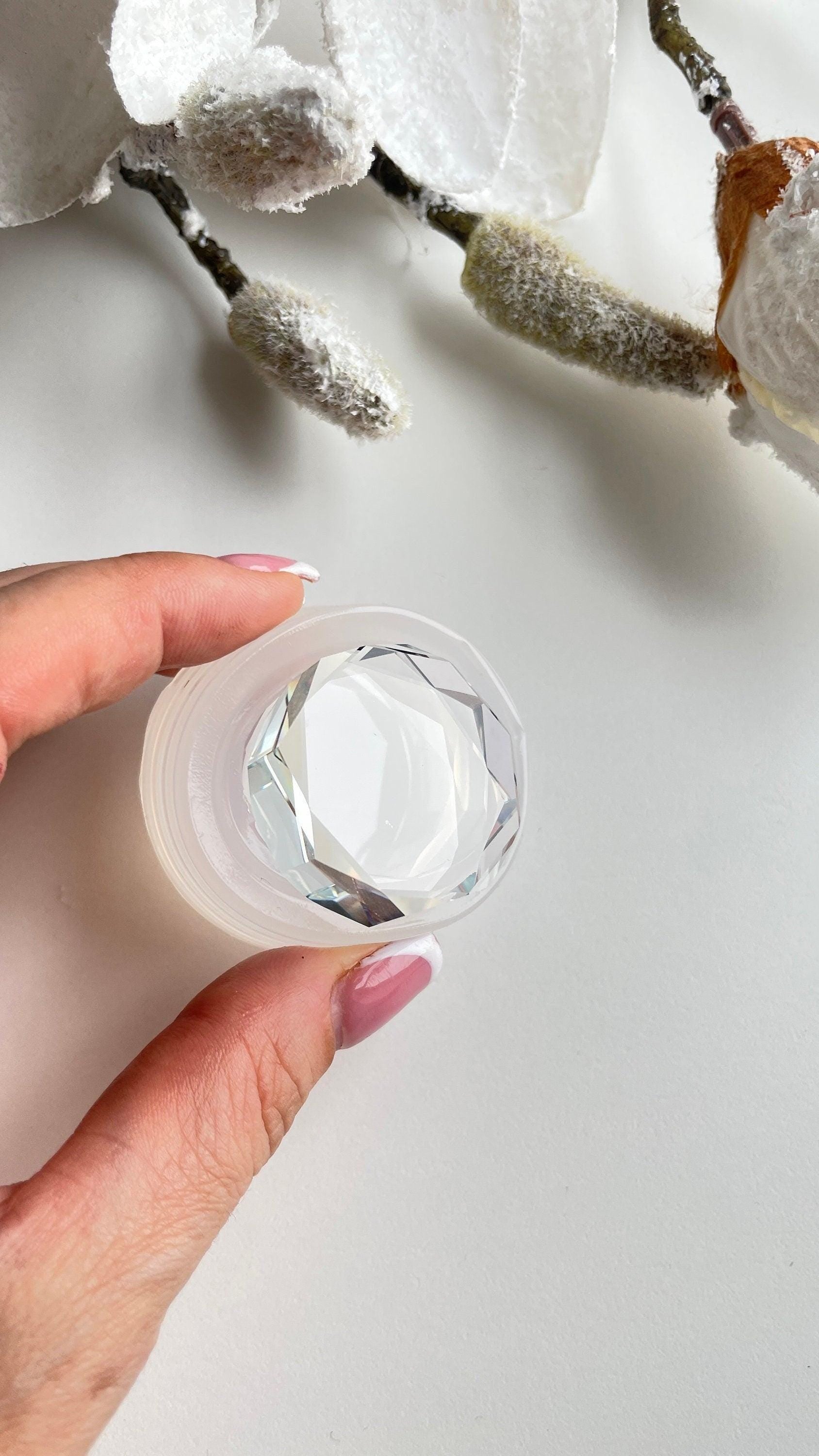 Resin Crystal Mold for iPhone Holder, Little Figurines Silicone Mold Resin Molds Ideas Decor Shop
