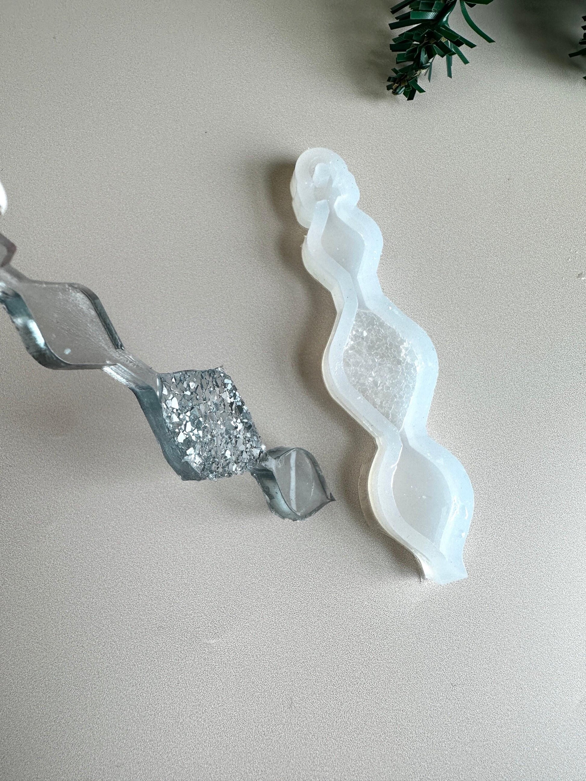 Icicle Shaped Resin Mold for DIY Christmas Ornaments - Crystal Embellishments - Holiday Gift Idea Silicone Mold Ideas Decor Shop