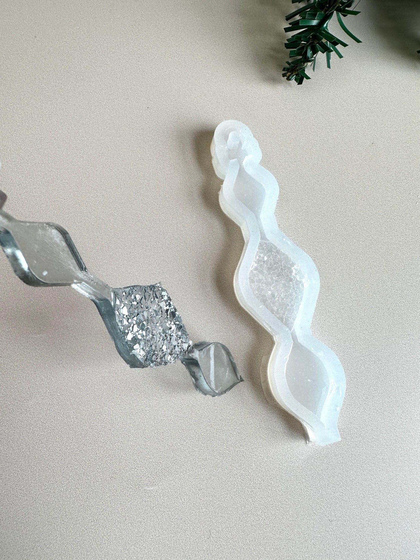 Icicle Shaped Resin Mold for DIY Christmas Ornaments - Crystal Embellishments - Holiday Gift Idea Silicone Mold Ideas Decor Shop