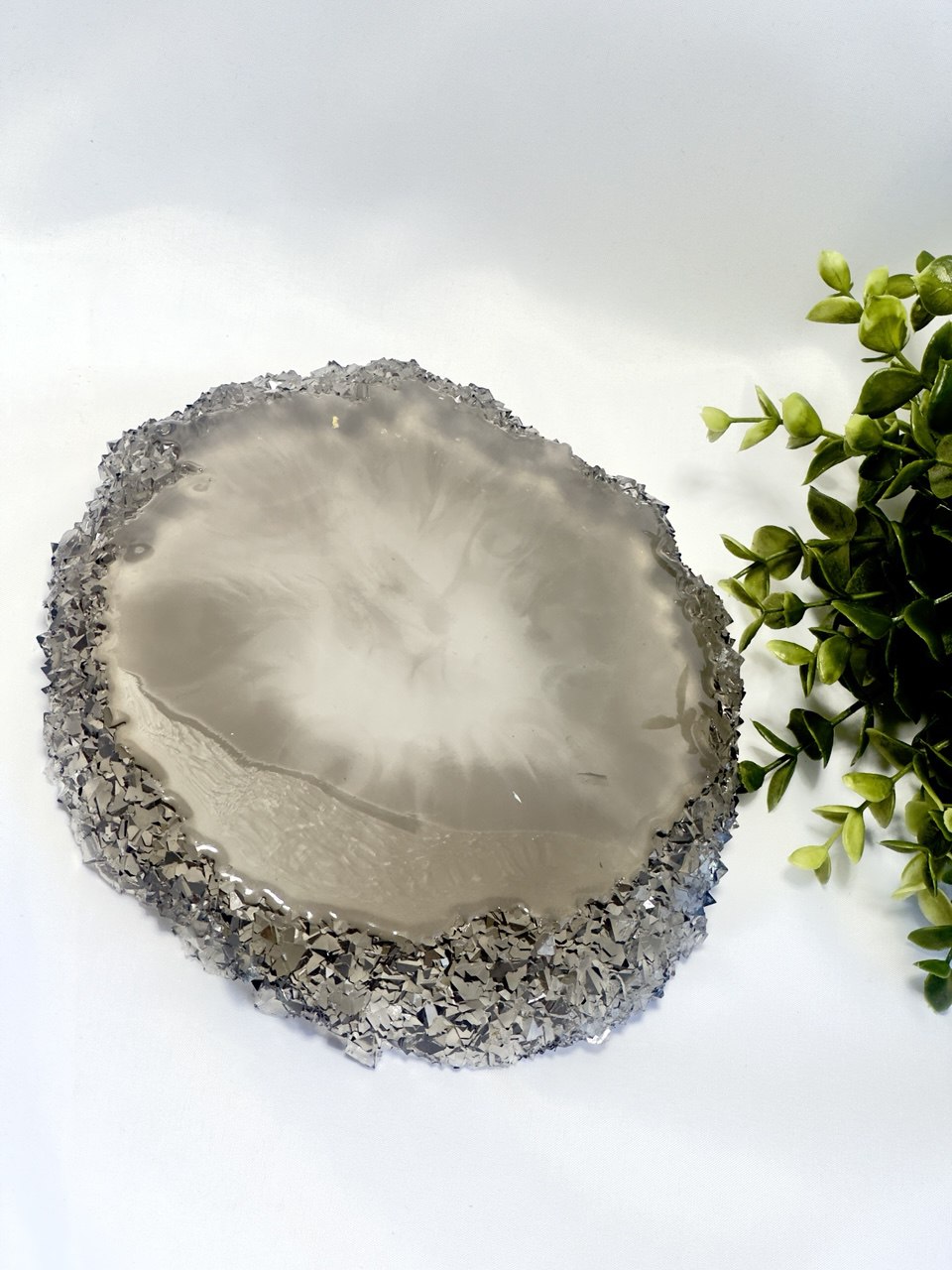 Large Round Resin Tray Mold with Crystal Edges - Silicone Craft Form for Chic Serving Platters