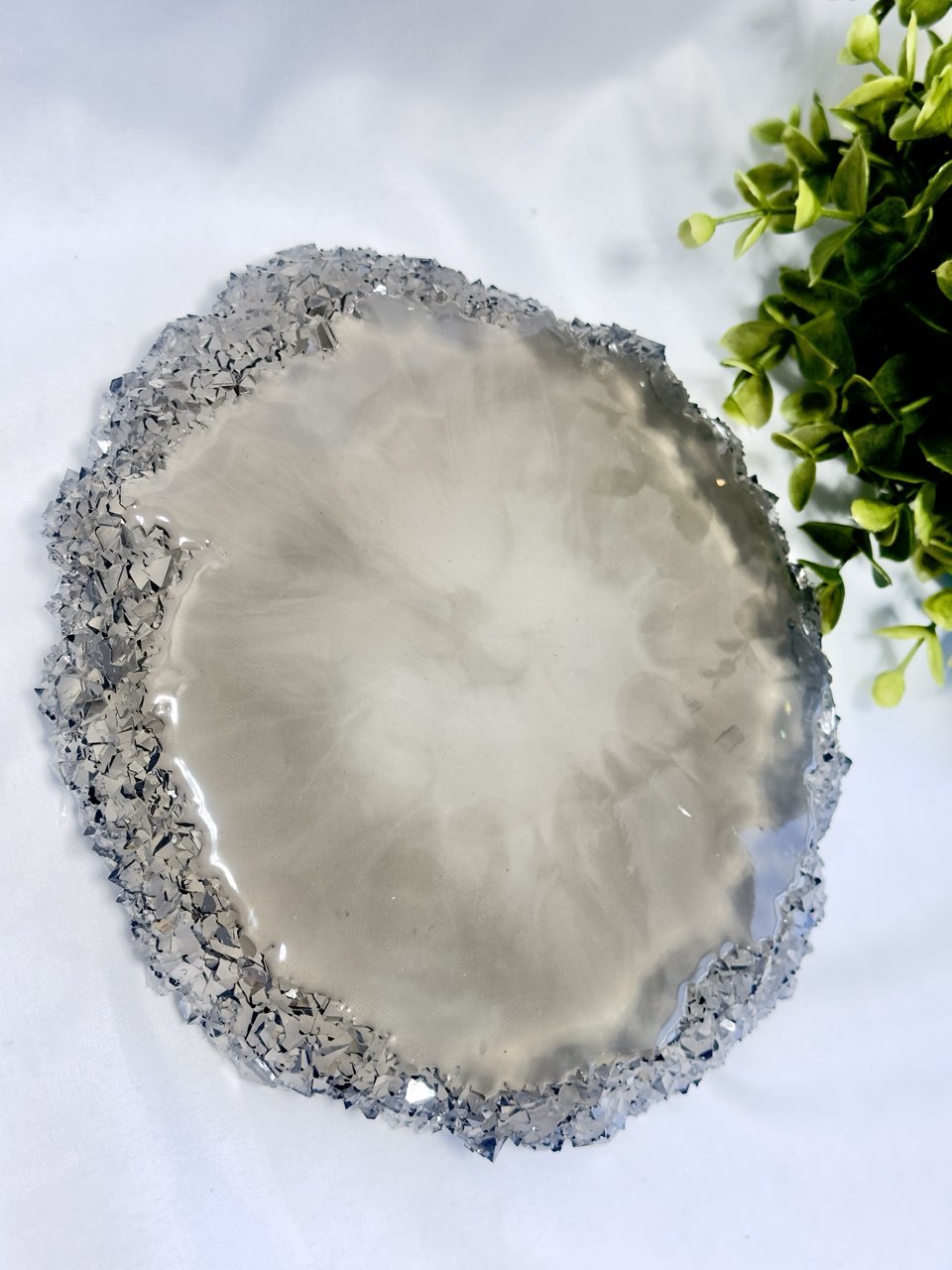 Large Round Resin Tray Mold with Crystal Edges - Silicone Craft Form for Chic Serving Platters