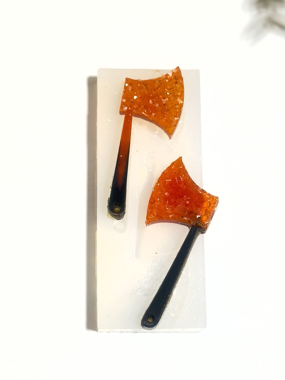 Sparkling Crystal Axe Pendant Resin Mold - Create Unique DIY Jewelry