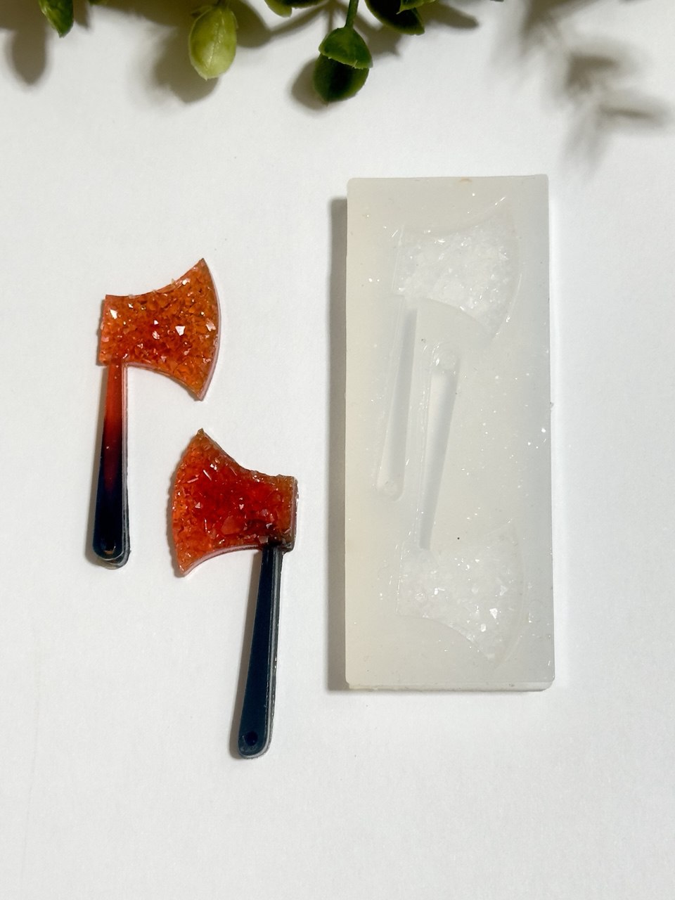 Sparkling Crystal Axe Pendant Resin Mold - Create Unique DIY Jewelry