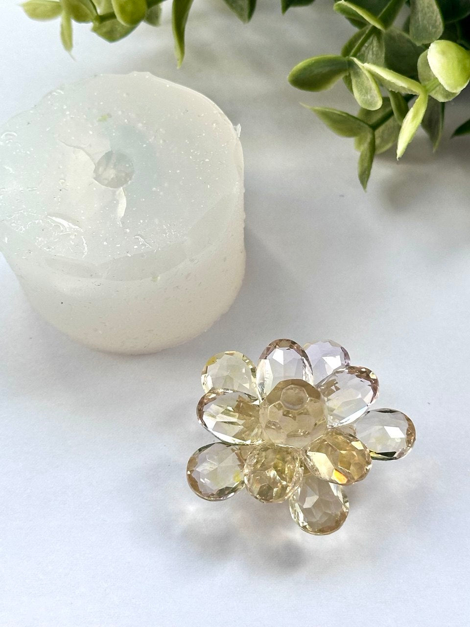 DIY Crystal Flower Mold - Cute Silicone Resin Crafting Supply