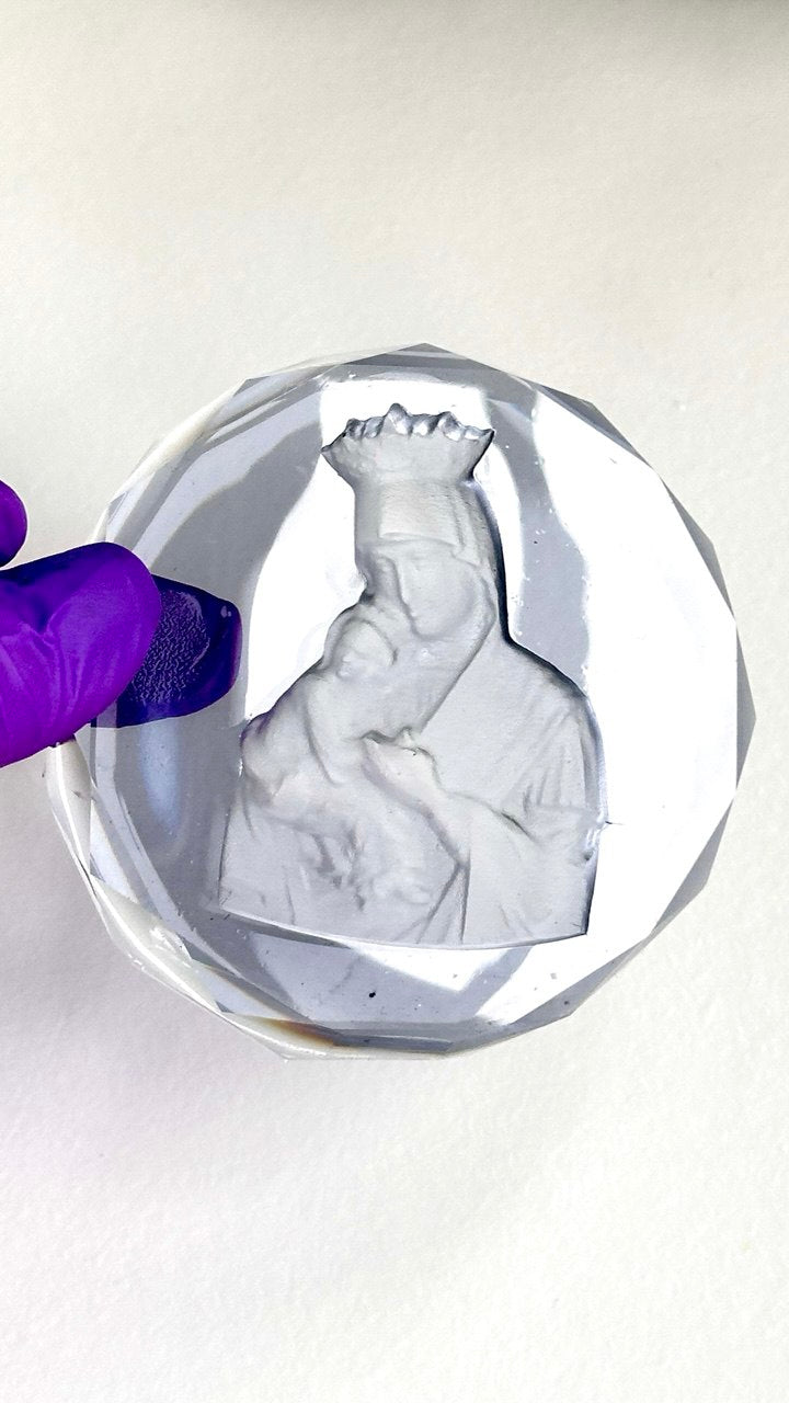 Silicone Mold for Resin - Virgin Mary and Baby Jesus