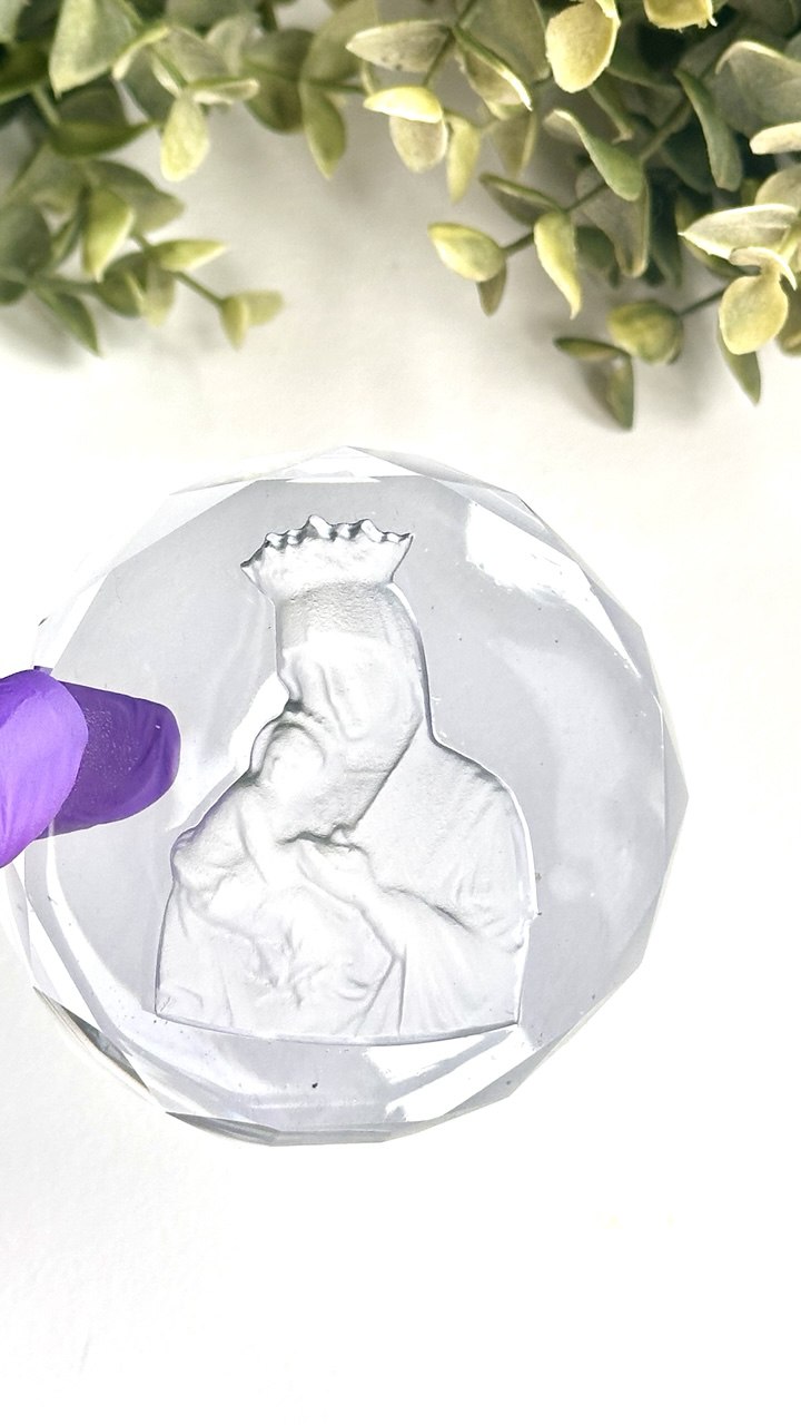 Silicone Mold for Resin - Virgin Mary and Baby Jesus
