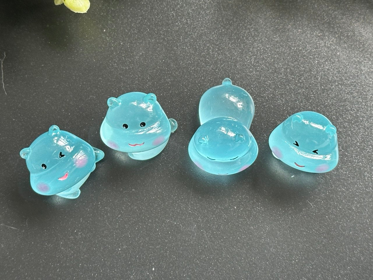 Cute Hippo Figurine Mold – 4 Expressions