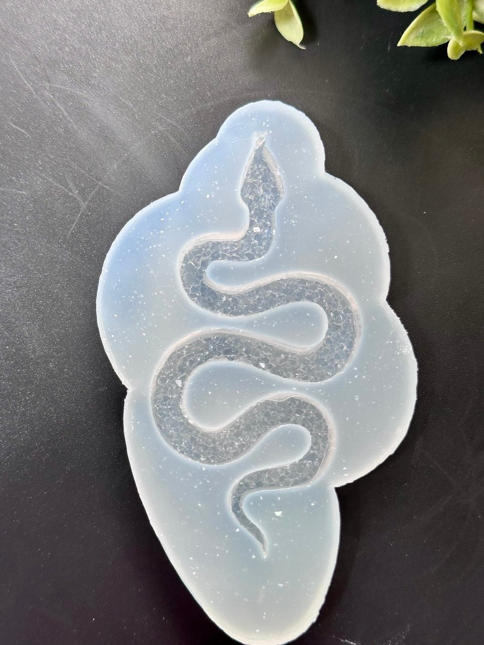 Crystal Druzy Snake Silicone Mold for Resin Crafts - DIY Projects