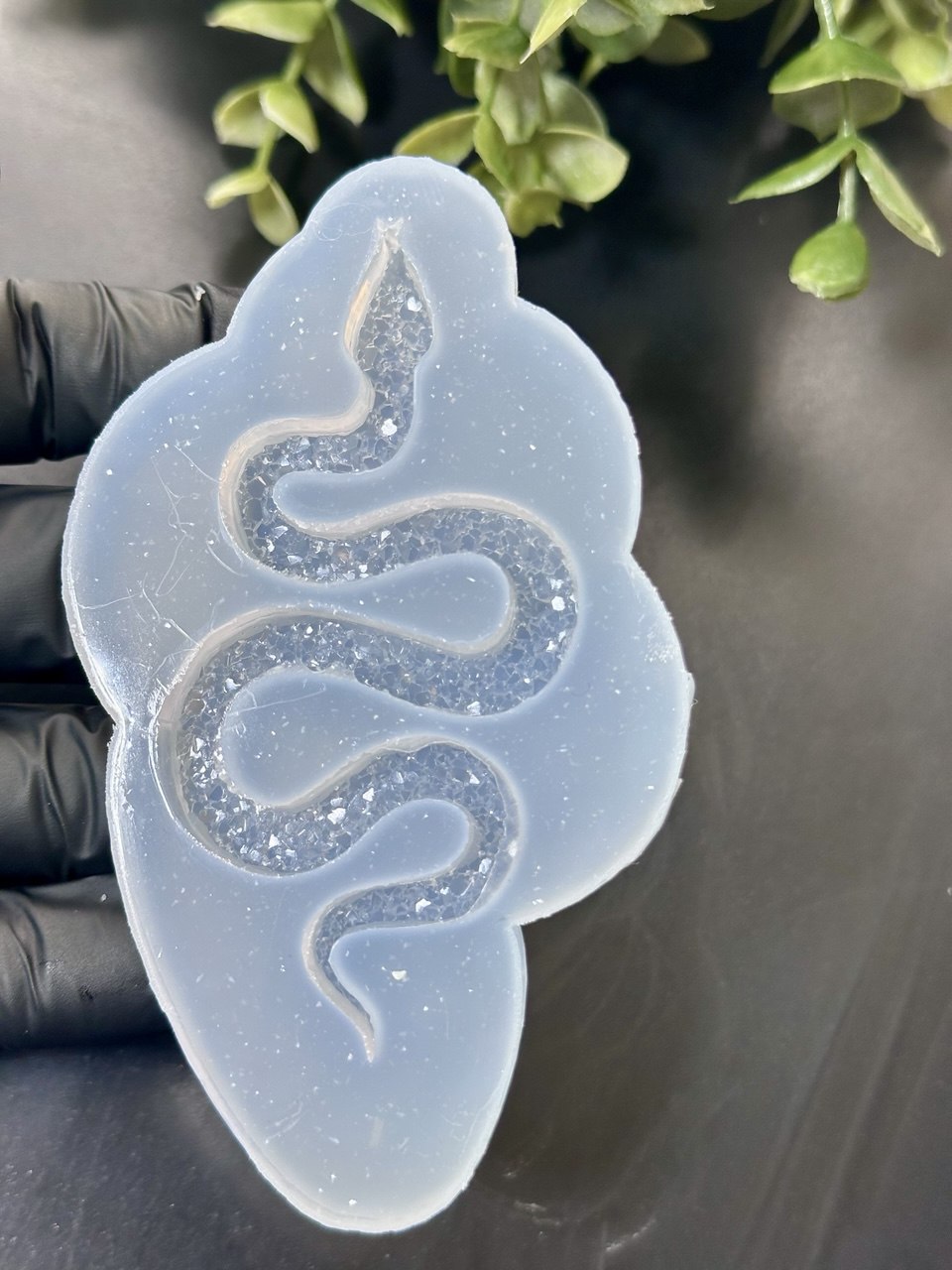 Crystal Druzy Snake Silicone Mold for Resin Crafts - DIY Projects