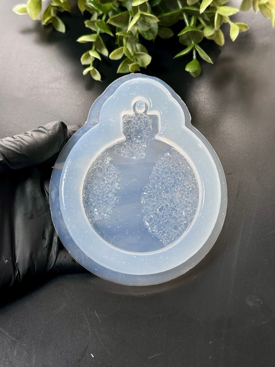 Christmas Tree Bauble Mold - Druzy Resin and DIY Decoration Tool