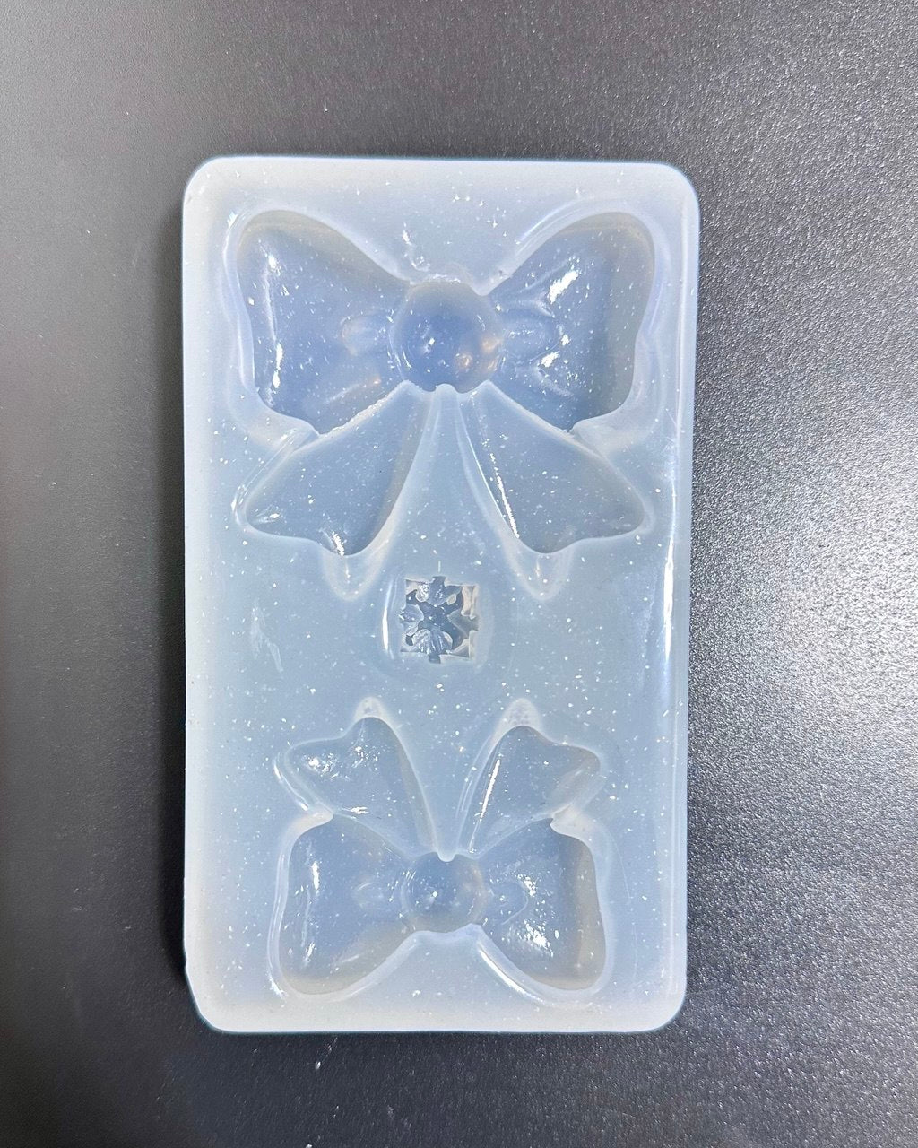 Silicone Mold: Bow Shape Resin