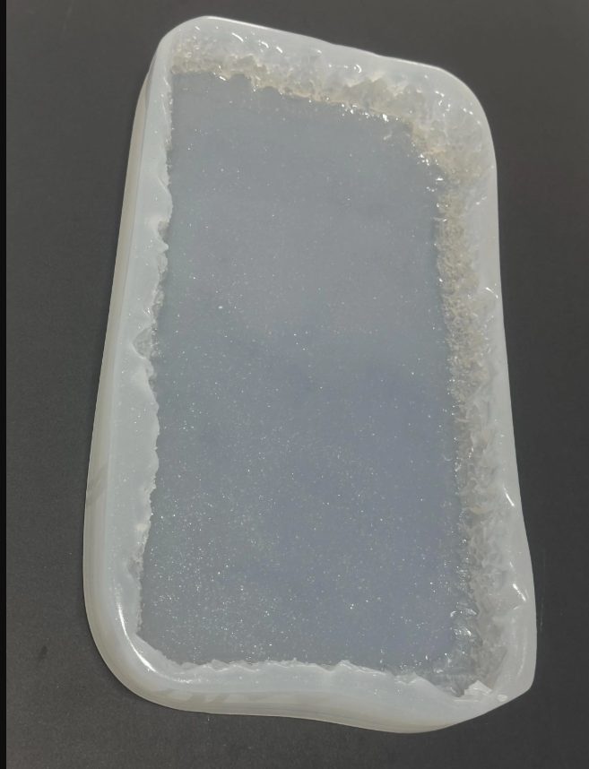 Large Rectangular Silicone Tray Mold Featuring Exquisite Crystal Edges