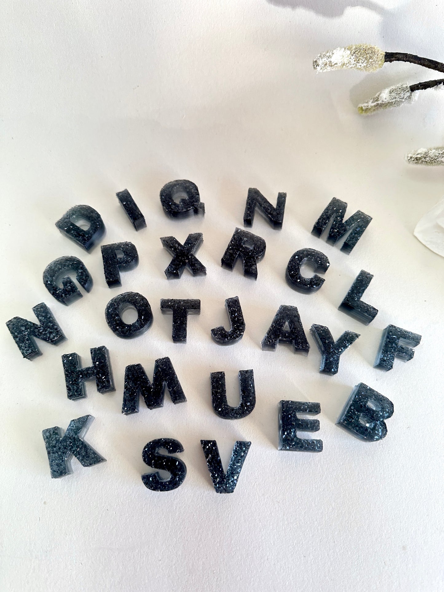 Atemberaubende Silikonform mit Kristall-Alphabet, künstlerisches Gießwerkzeug aus Kunstharz