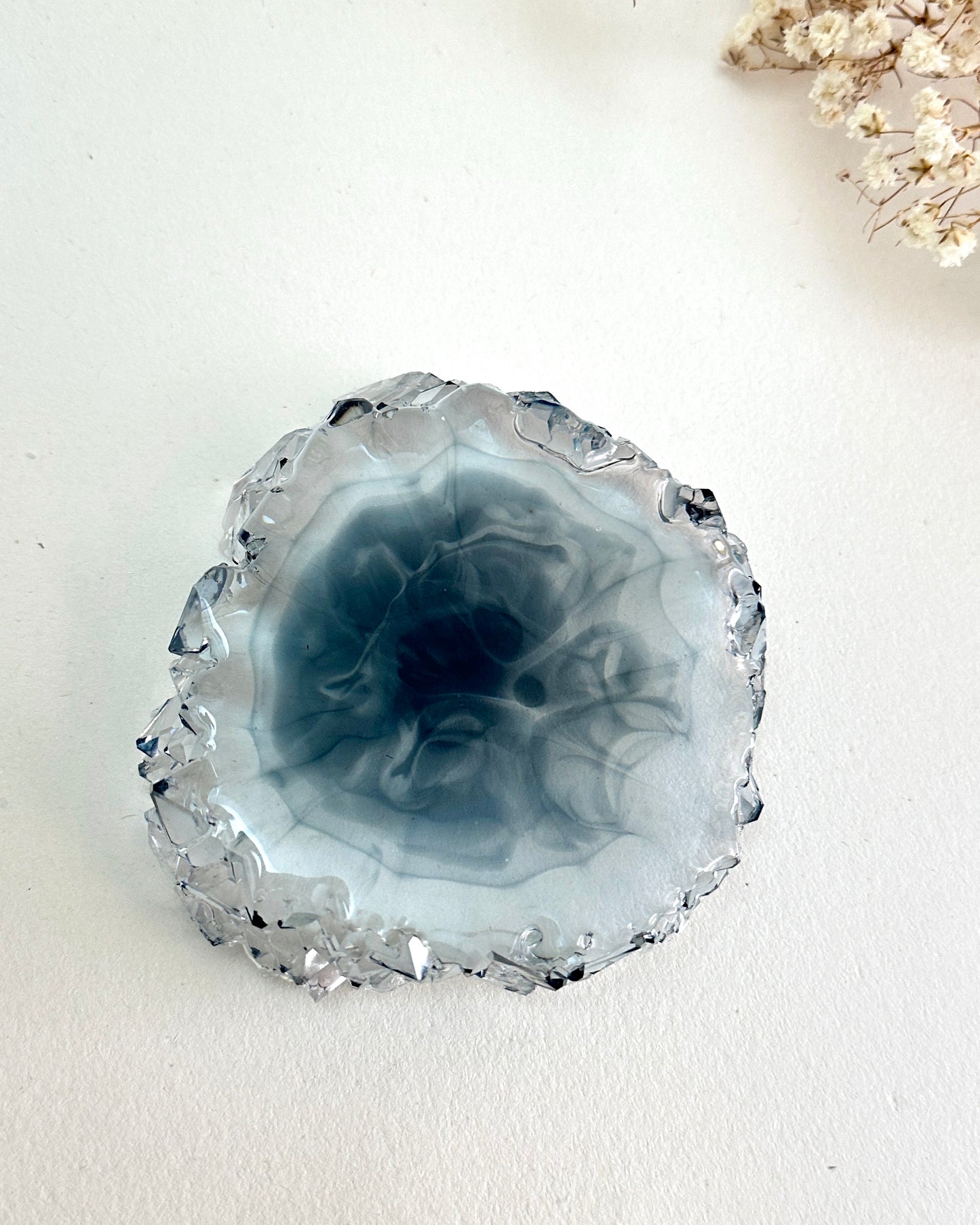 Atemberaubende Untersetzer-Silikonform mit Kristallkanten, ideal für die Herstellung einzigartiger Untersetzer, perfektes Einweihungs- oder Geburtstagsgeschenk
