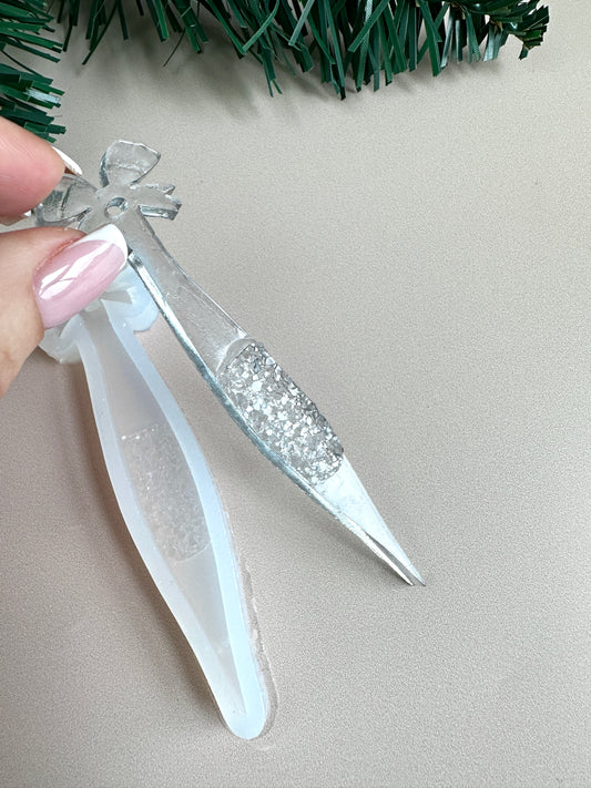Holiday Crystal Icicle Silicone Mold - Christmas Tree Ornament Making, Great for Festive Decoration, Perfect Christmas Present for Crafters