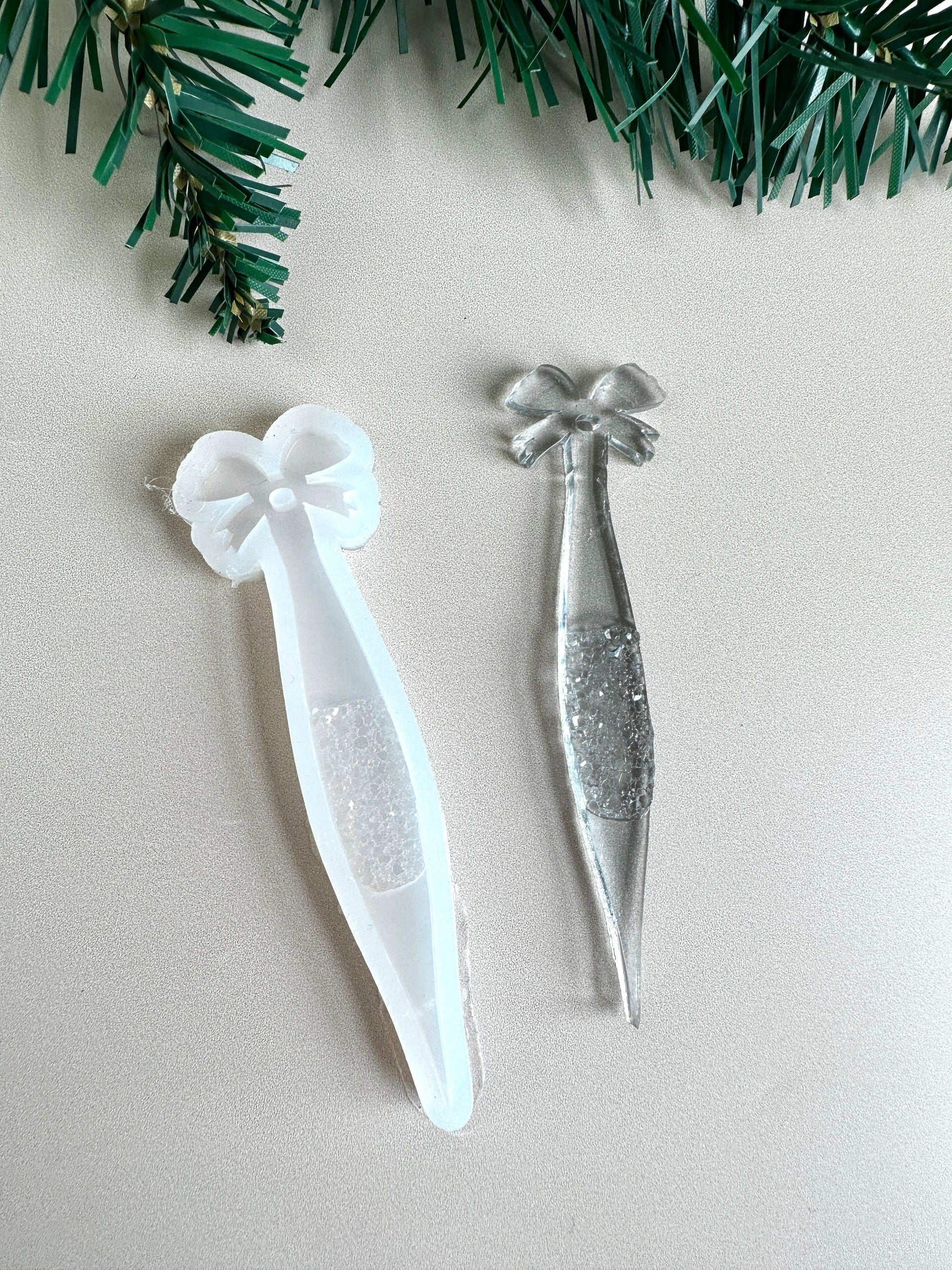 Holiday Crystal Icicle Silicone Mold - Christmas Tree Ornament Making, Great for Festive Decoration, Perfect Christmas Present for Crafters - Ideas Decor Shop