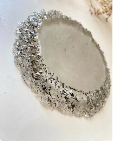 Large 13cm Round Crystal Edge Mold for Coasters and Trays