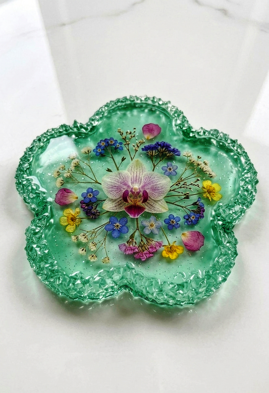 Flower Tray Silicone Mold with Crystal Druzy Edge