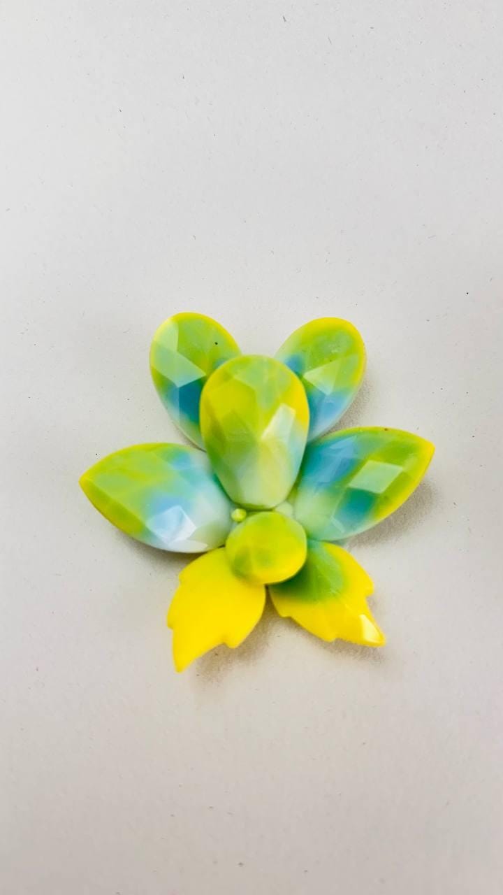 Crystal Flower Silicone Mold – Premium Resin Mold for Breathtaking Art - Ideas Decor Shop