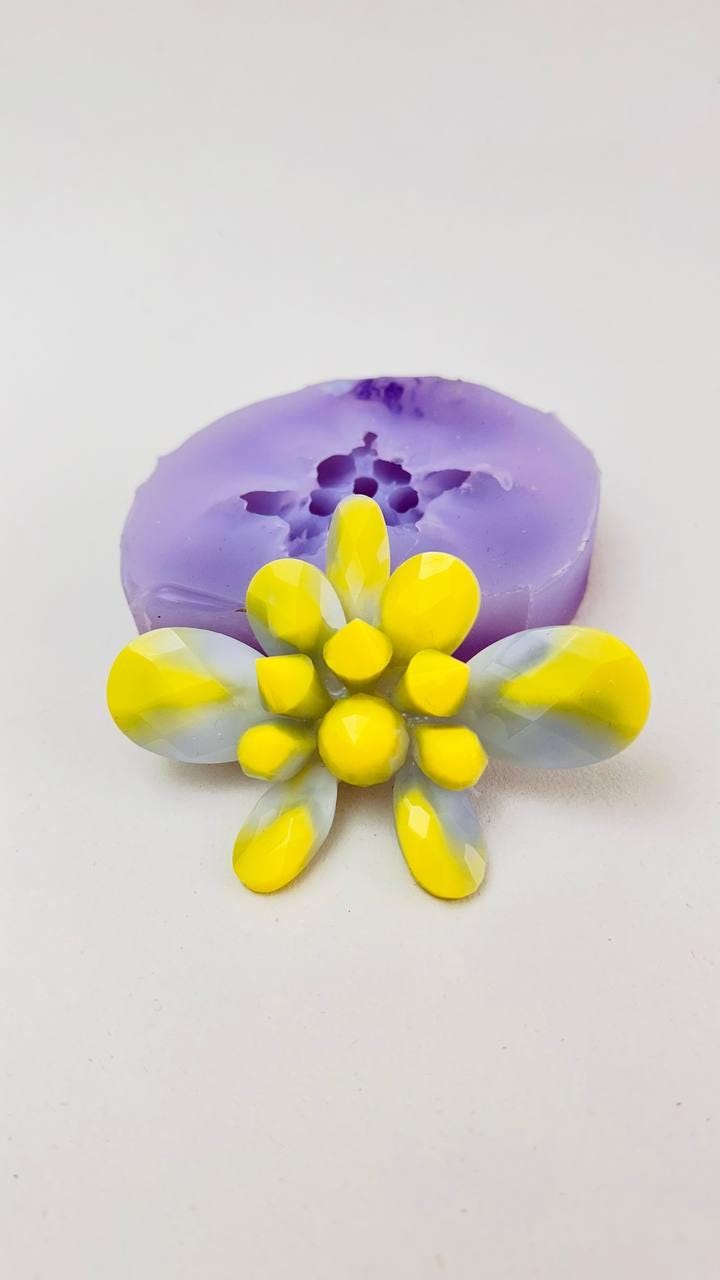 Crystal Flower Silicone Resin Mold for Jewelry and Resin Creations - Ideas Decor Shop