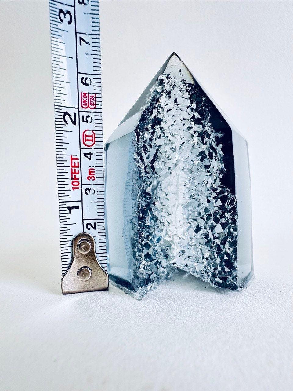 Crystal Geode Silicone Mould for DIY Jewelry Making - Resin Mold Gift Idea - Ideas Decor Shop