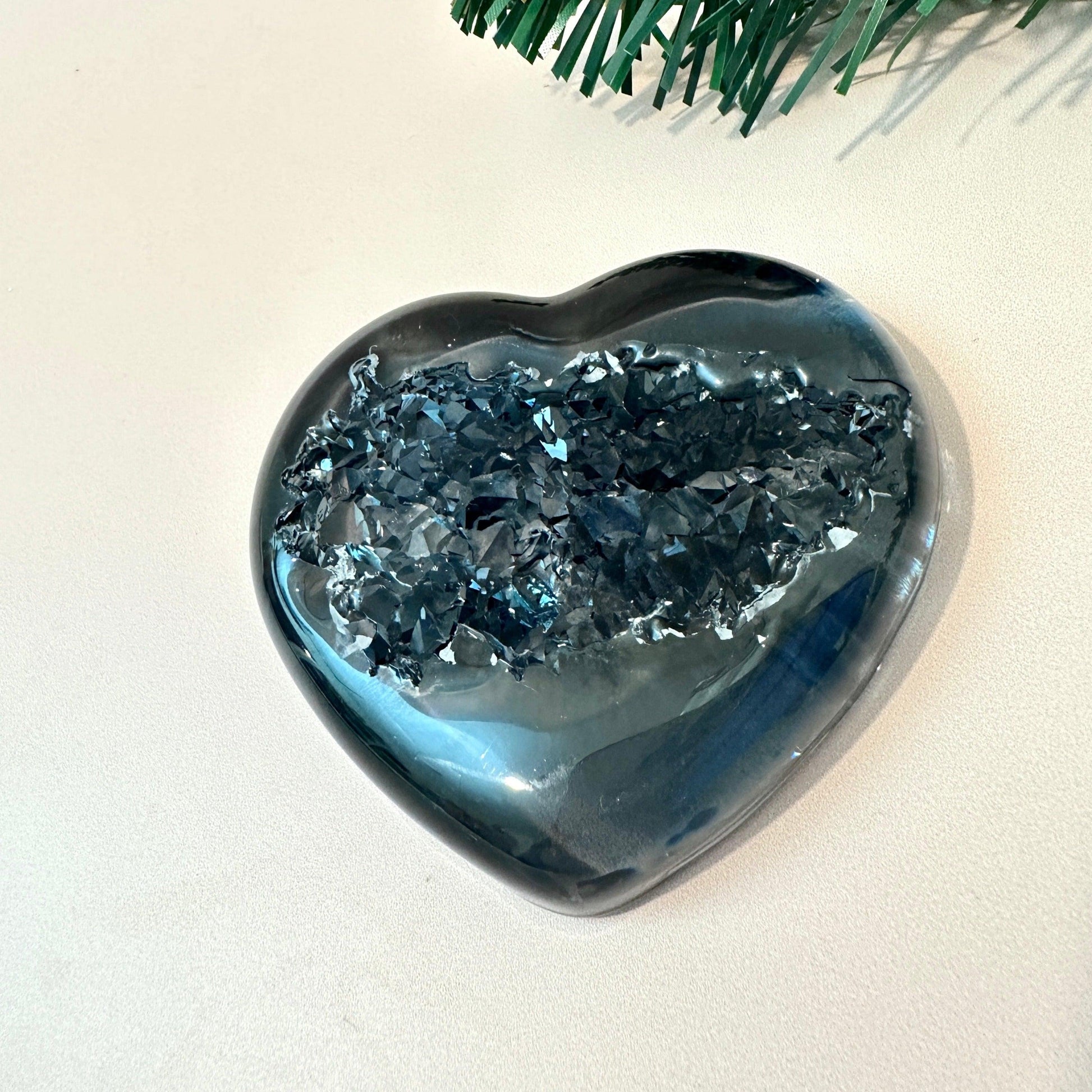 Druzy Crystal Geode Heart Silicone Mold for Resin Jewelry and Crafts - Ideas Decor Shop