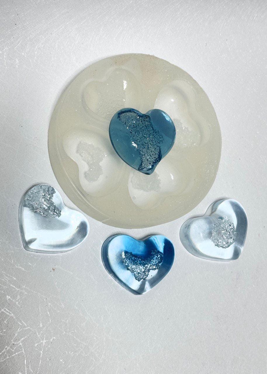 Druzy Heart Silicone Mold - 4 Crystal Geode Designs for Resin Jewelry - Ideas Decor Shop