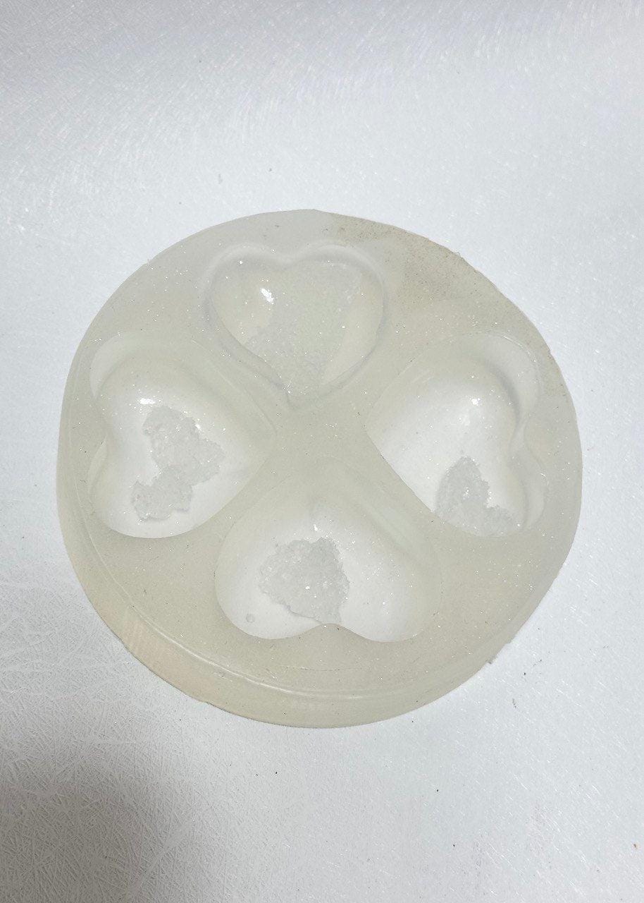 Druzy Heart Silicone Mold - 4 Crystal Geode Designs for Resin Jewelry - Ideas Decor Shop