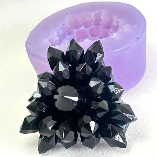 Exquisite Crystal Flower Resin Silicone Mold – Create Stunning Floral Art - Ideas Decor Shop