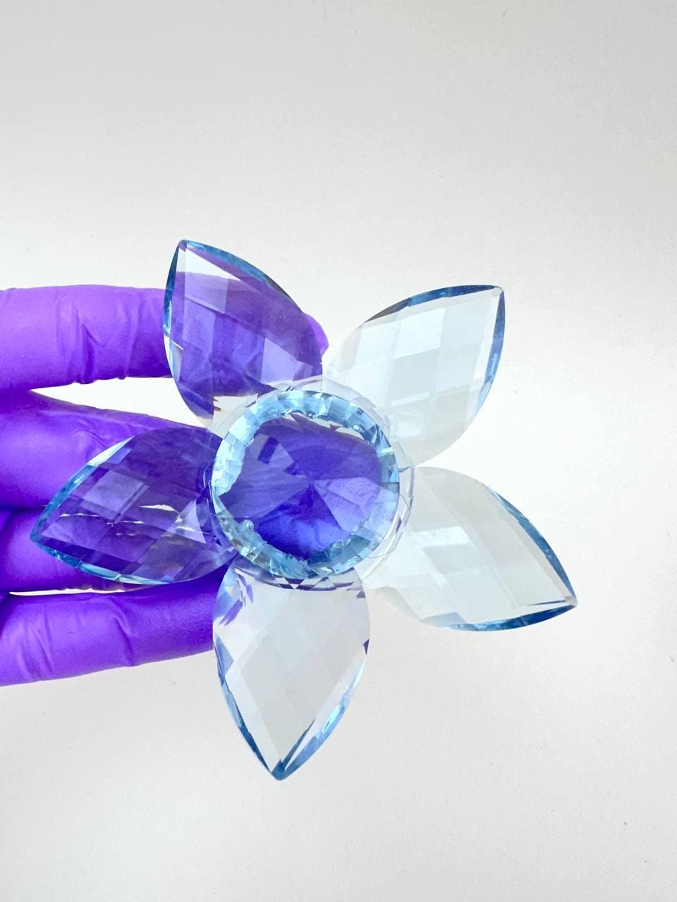 Exquisite Crystal Flower Resin Silicone Mold for Stunning Crafts - Ideas Decor Shop