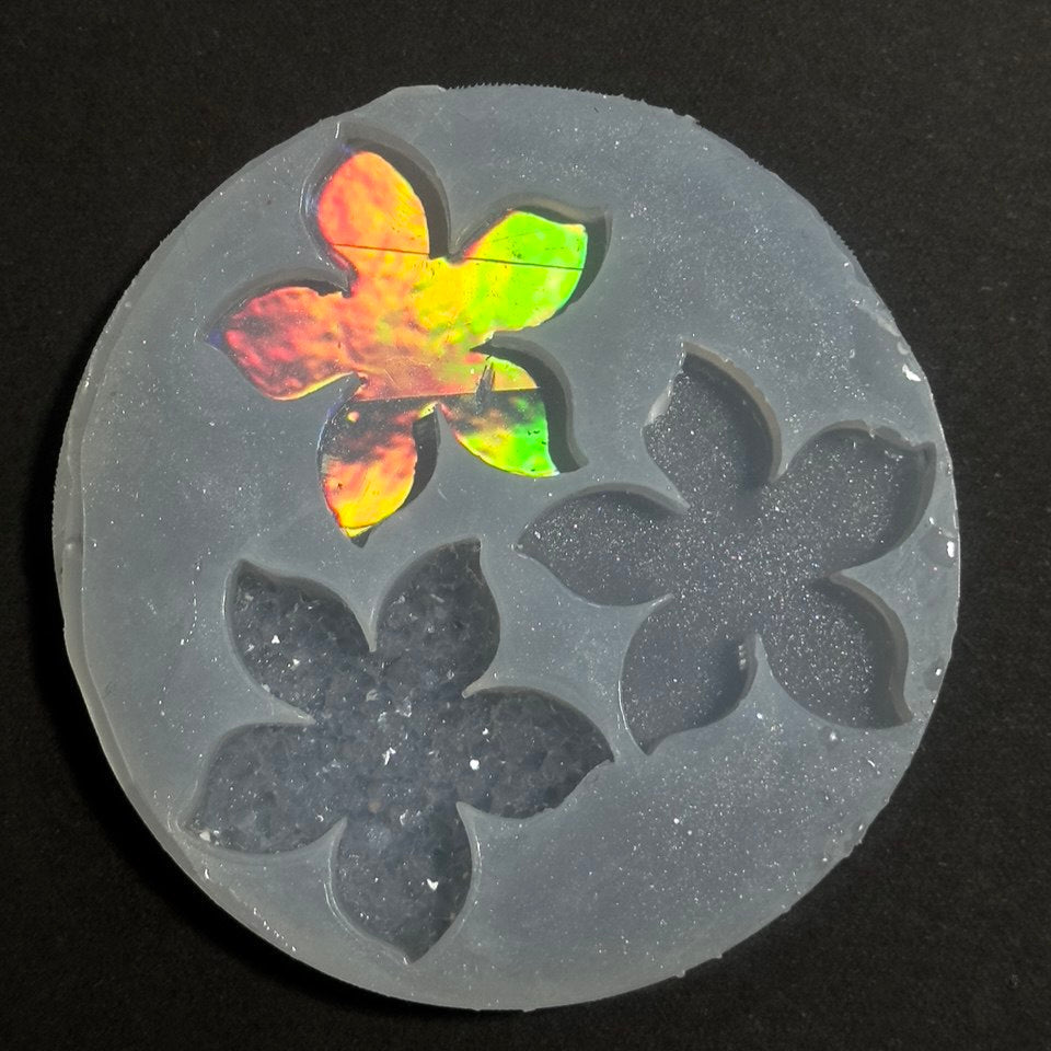 Flower Set Druzy Crystal Holographic Mold and Uncoated Flower - Ideas Decor Shop