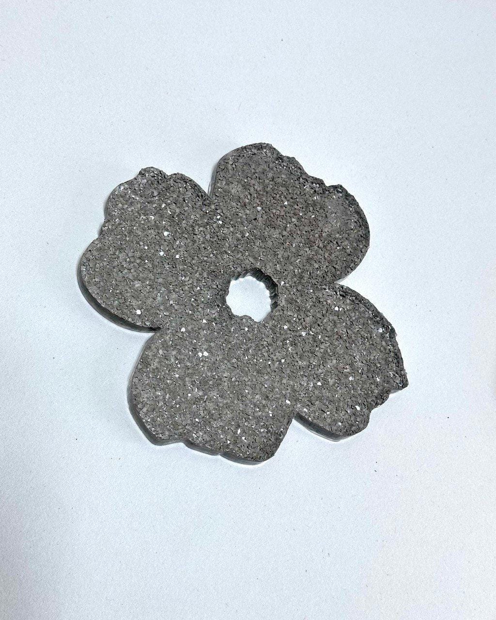 Flower Silicone Mold Stand with Crystals for Resin, Gypsum, and Jesmonite - Ideas Decor Shop