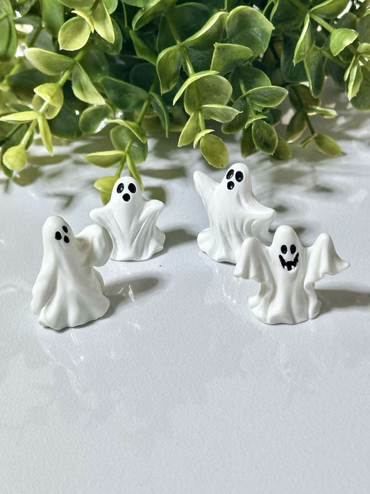 Ghost Silicone Mold – 4 Ghost Shapes, 2.5 - 3.5 cm - Ideas Decor Shop