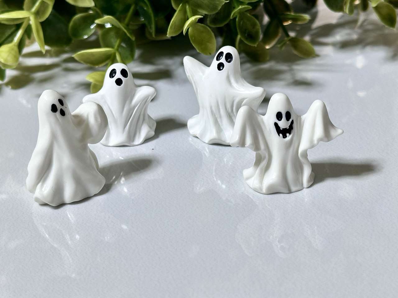 Ghost Silicone Mold – 4 Ghost Shapes, 2.5 - 3.5 cm - Ideas Decor Shop