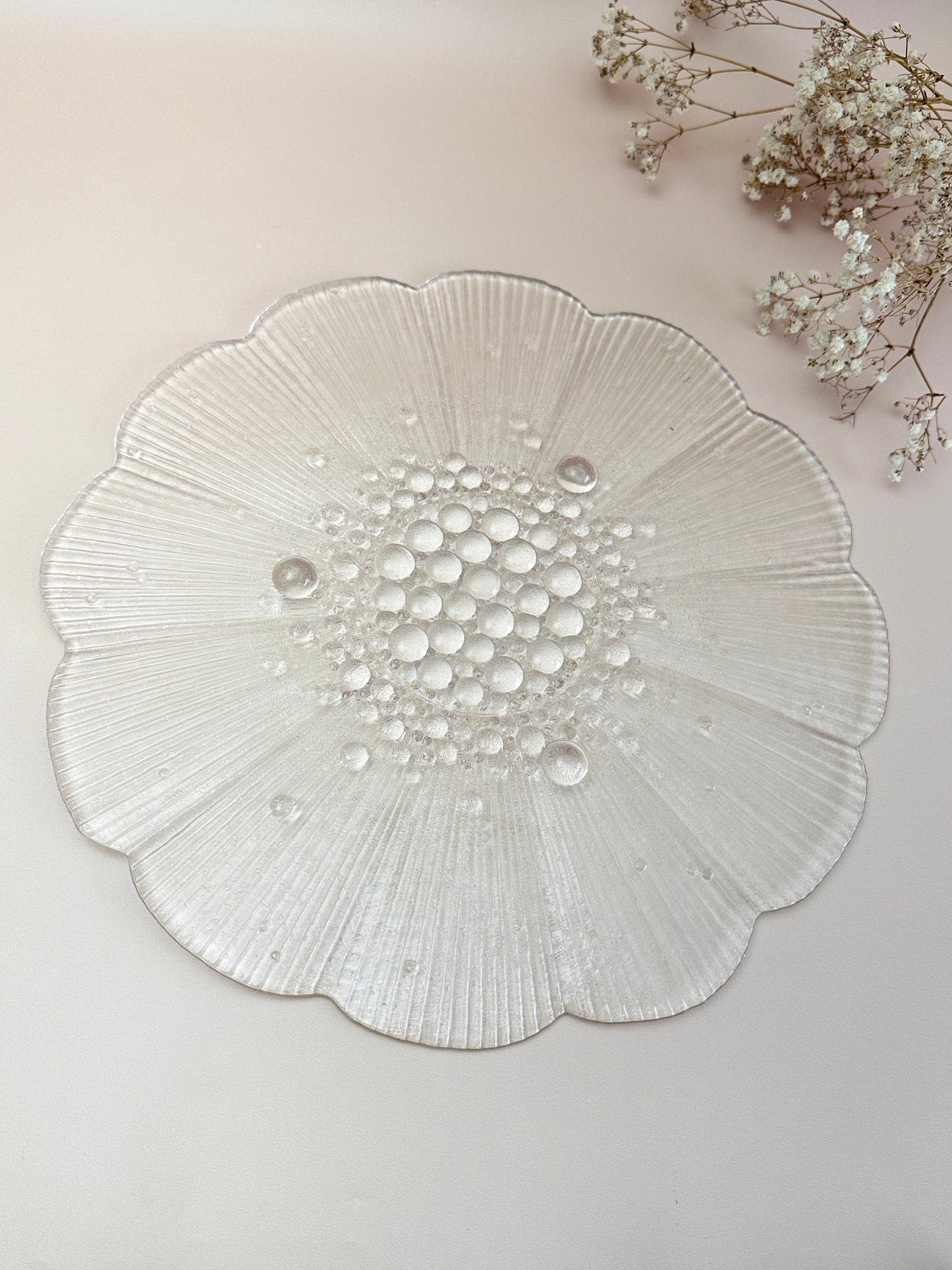 Elegance in Bloom Large Flower Tray Silicone Mold.