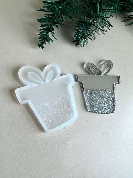 Small Festive Delights Christmas Tree Toys Mould with Crystals, Silicone Resin Art and Craft Tool, Ideal for Making Unique Ornaments