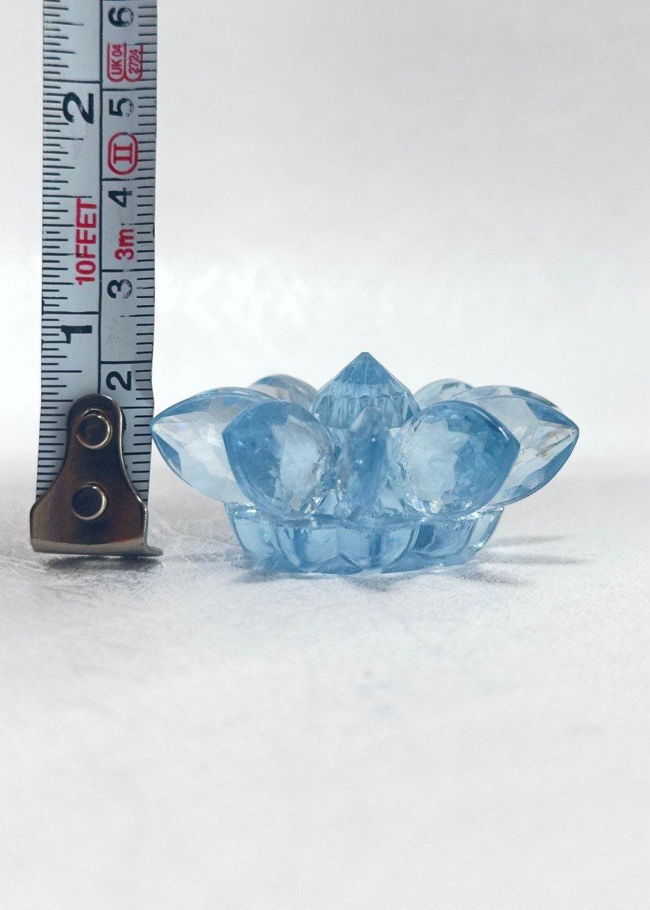 Dainty Small Crystal Flower Mold - Ideas Decor Shop