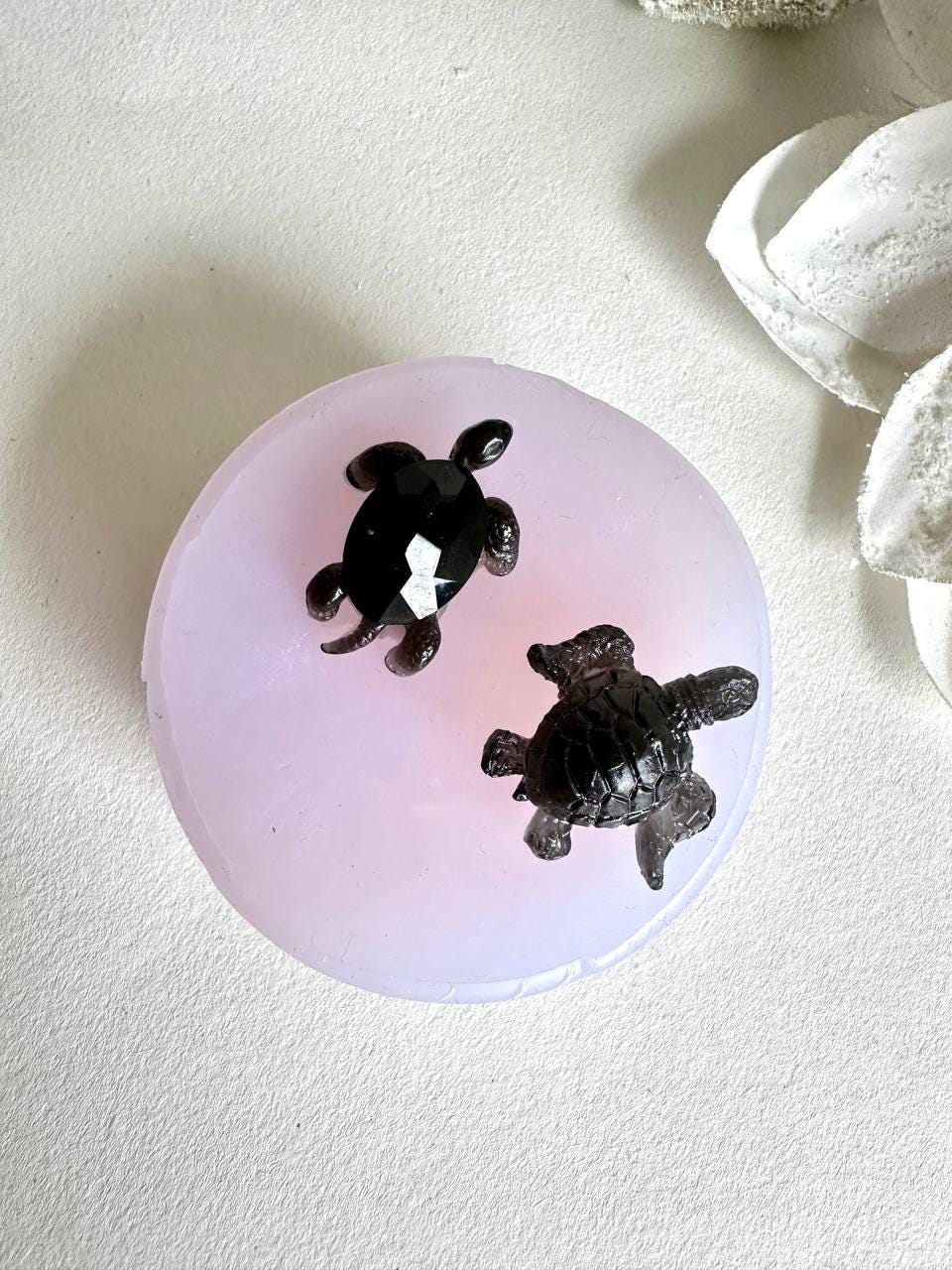 Sparkling Cutie Little Turtle and Sea Turtle Silicone Mold - Set of 2 for Charming Creations - Ideas Decor Shop