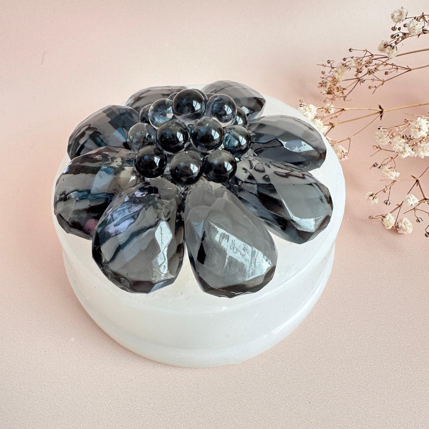 Artistic Delights: Captivating Large Crystal Flower Silicone Mold with Bubbles - Ideas Decor Shop