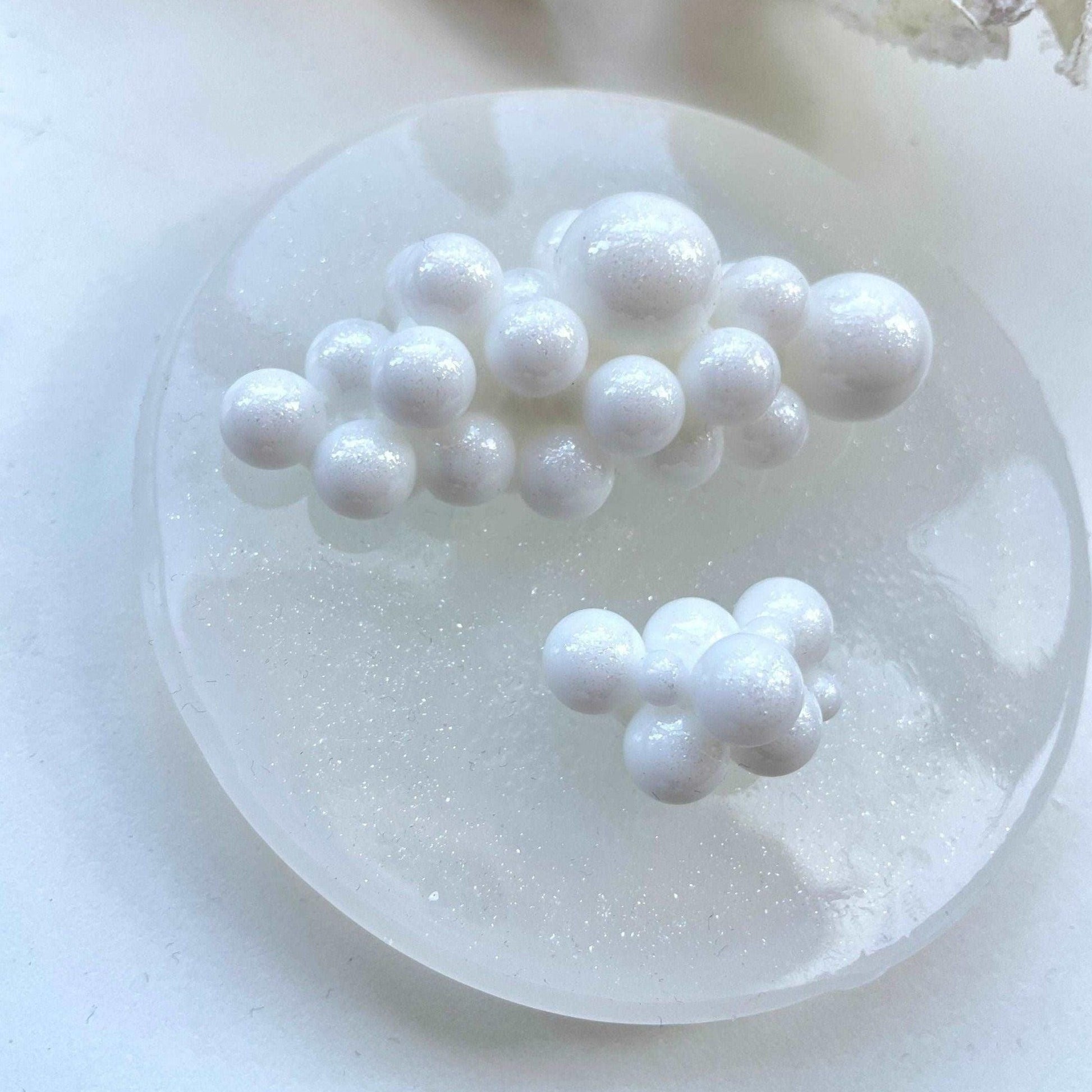 Stunning Resin Art with our 2 Set Medium Bubbles Silicone Mold - Ideas Decor Shop