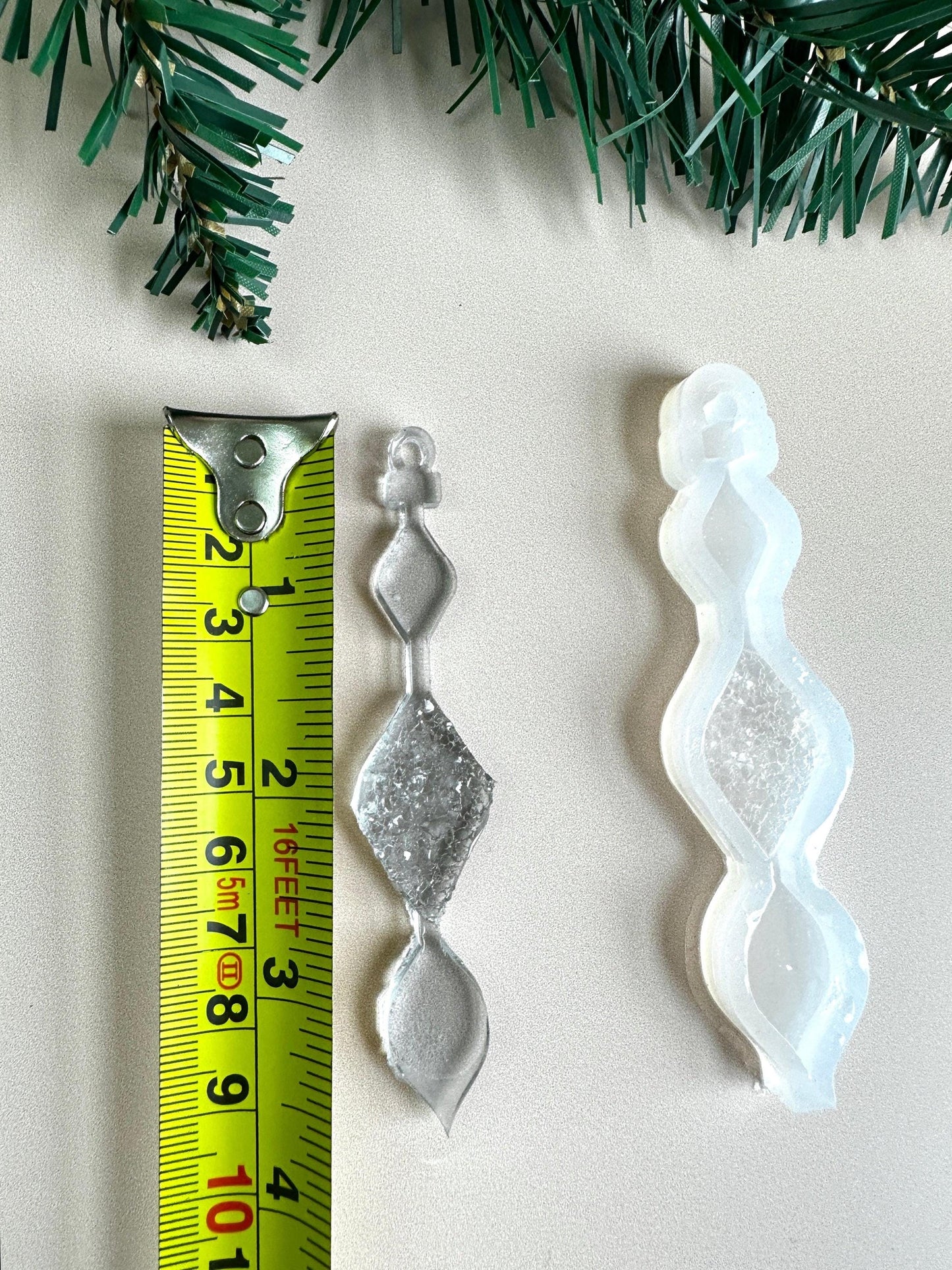 Christmas Tree Ornament with Crystals Silicone Mold - Icicle Shaped Molds for Resin Crafting - Perfect DIY Holiday Decor Gift - Ideas Decor Shop